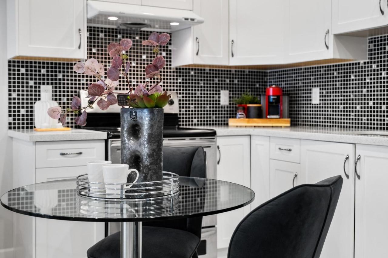 Willow Suite Лэнгли Экстерьер фото