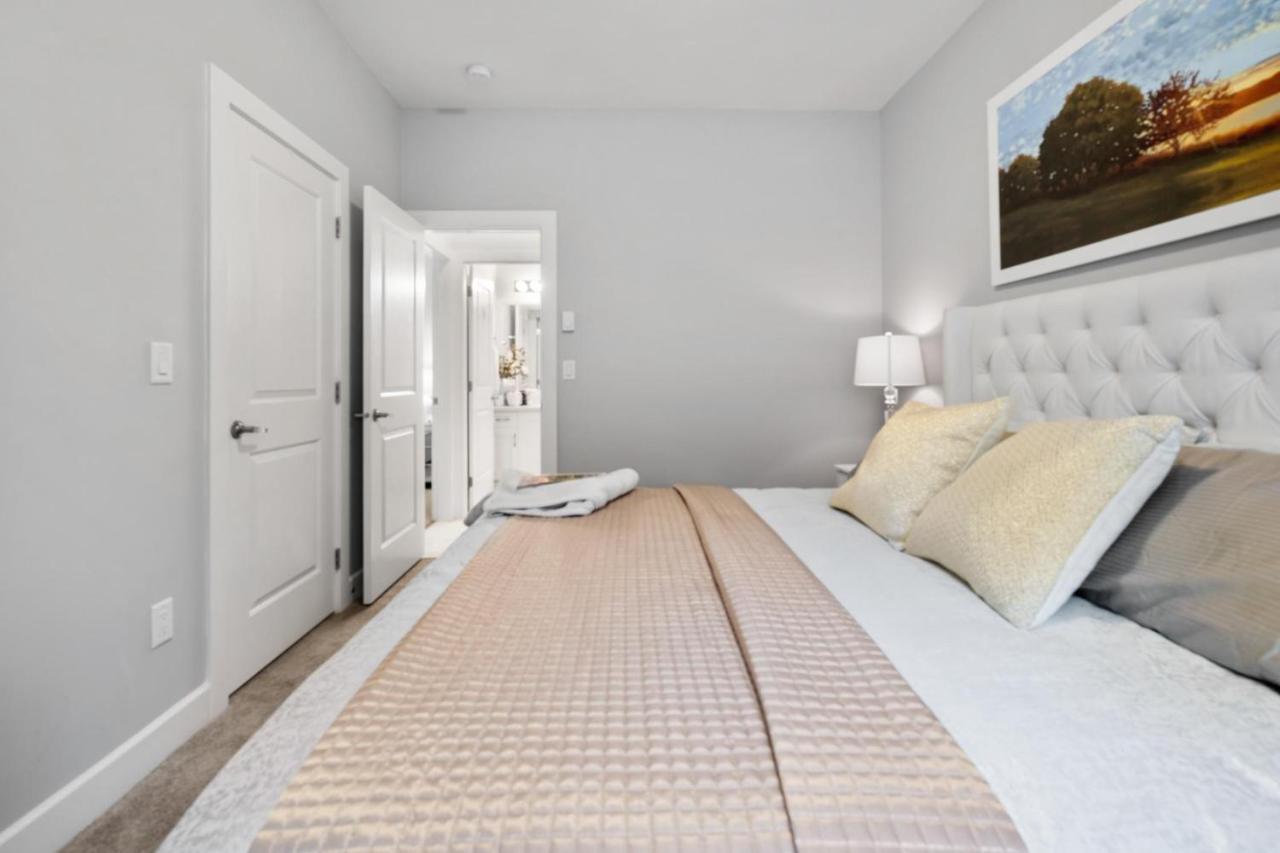 Willow Suite Лэнгли Экстерьер фото